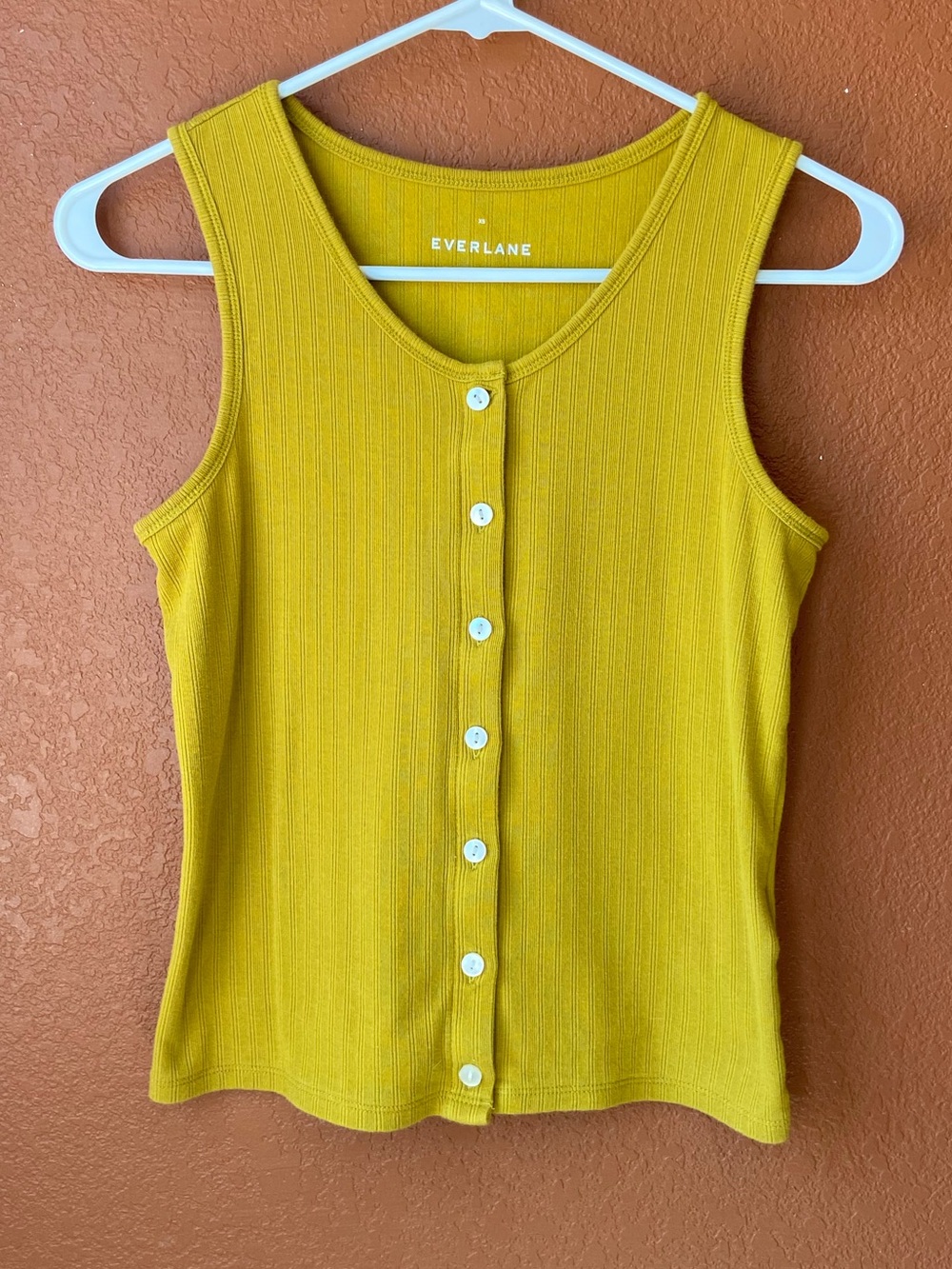 Everlane Dark Yellow Green Ribbed Knit Button-Front Tank Top
